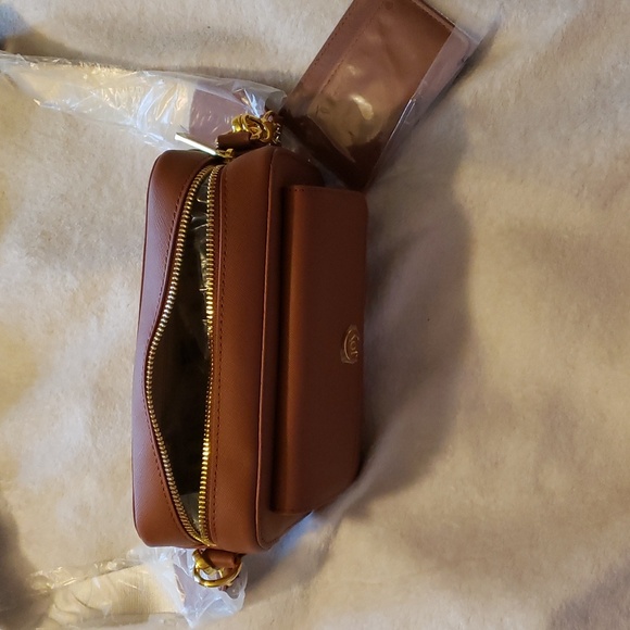 Joy Clean & Chic Saffiano Leather Crossbody Bag Plus Card Case - Picture 3 of 7